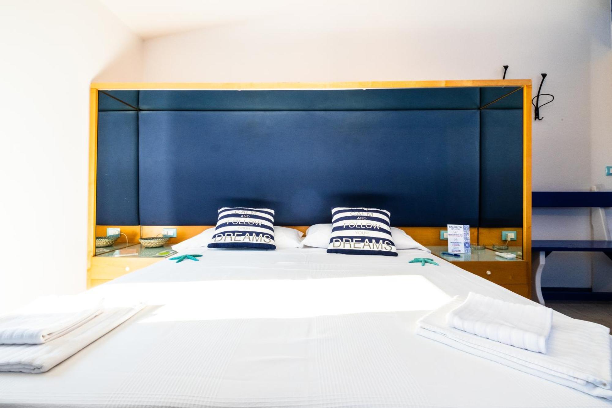 La Favorita Hotel Cala Gonone Dış mekan fotoğraf
